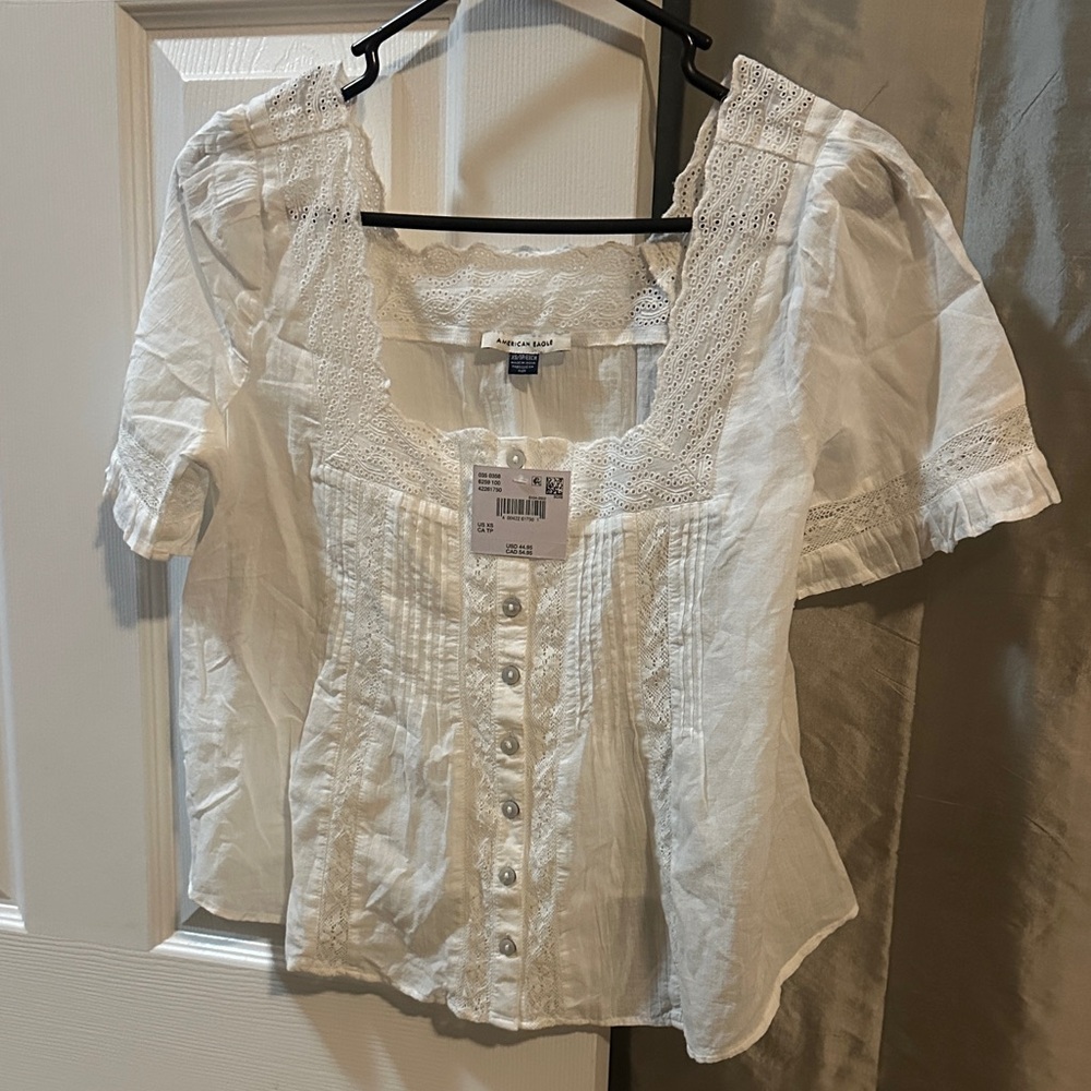 AE White Lace Trimmed Women's Top XS